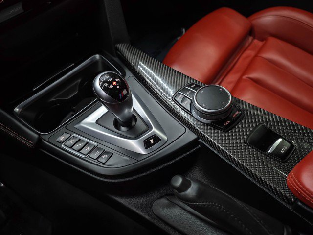 Used 2019 BMW M4 Convertible w/ Competition Package RWD image 29