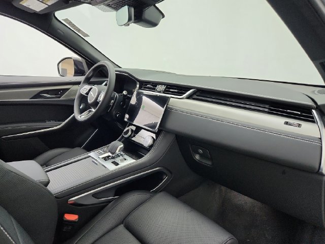 Certified 2026 Jaguar F-PACE R-Dynamic S AWD/4WD image 21