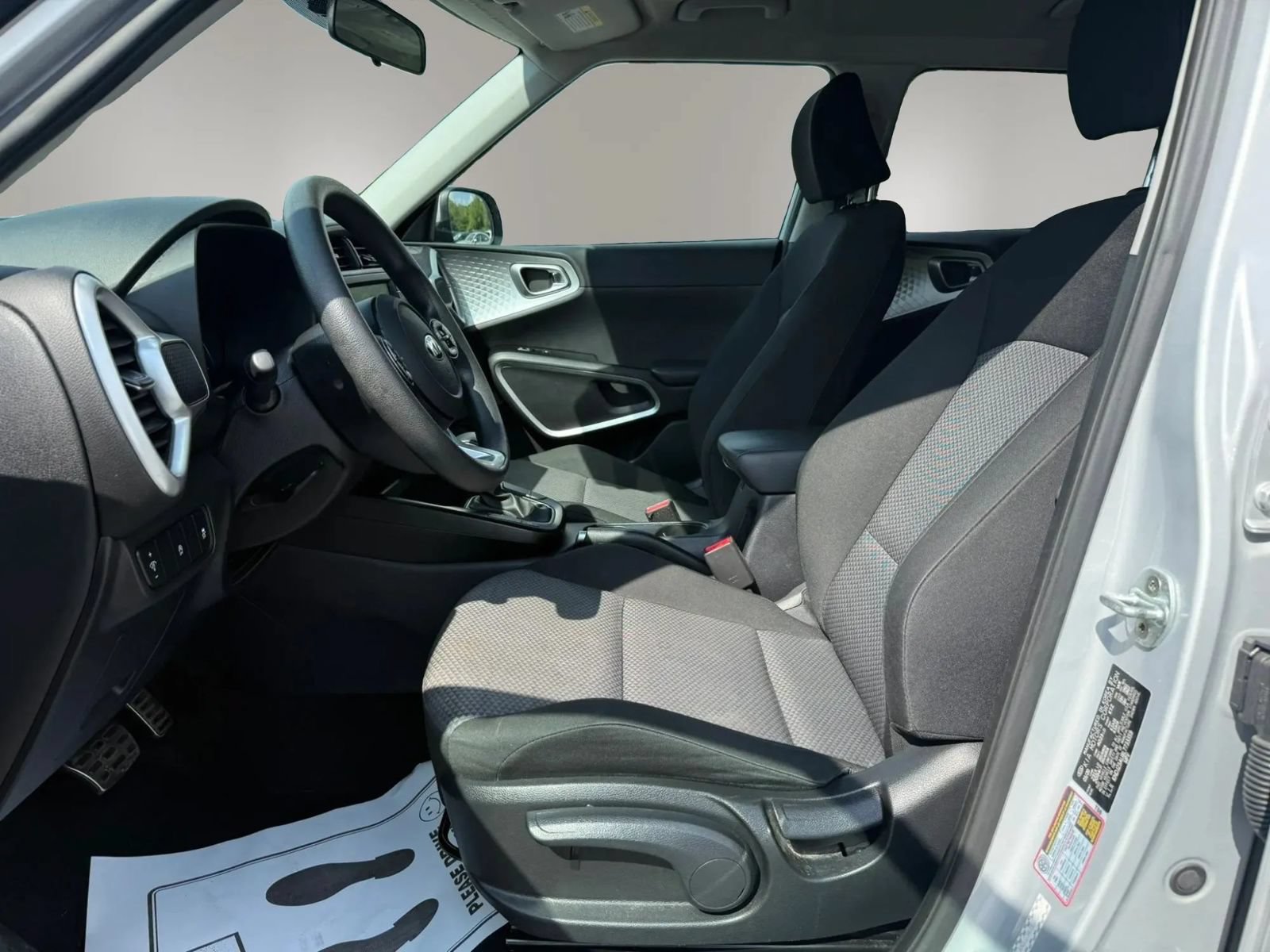 Used 2020 Kia Soul LX FWD image 5