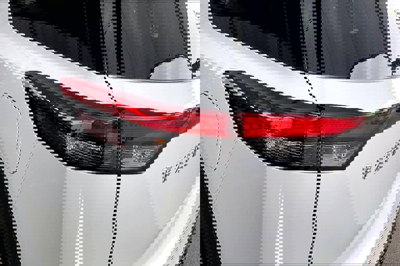 Certified 2025 Nissan Pathfinder SL image 28