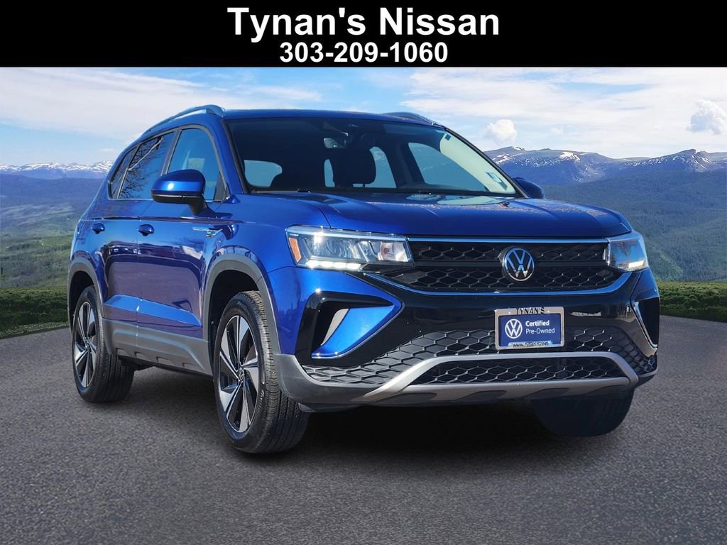 Certified 2024 Volkswagen Taos SE image 1