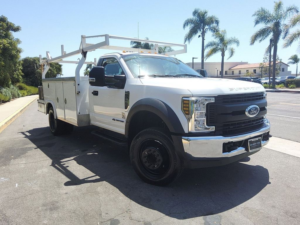 Used 2019 Ford F550 2WD Regular Cab Super Duty image 4