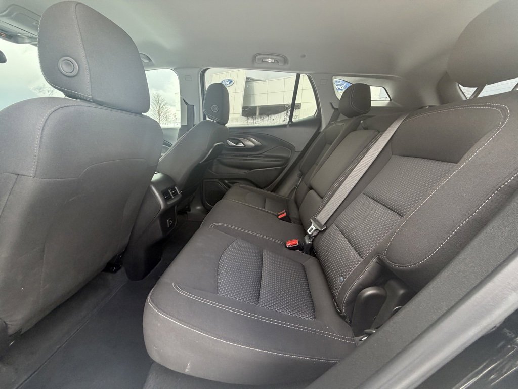 Used 2024 GMC Terrain SLE image 12
