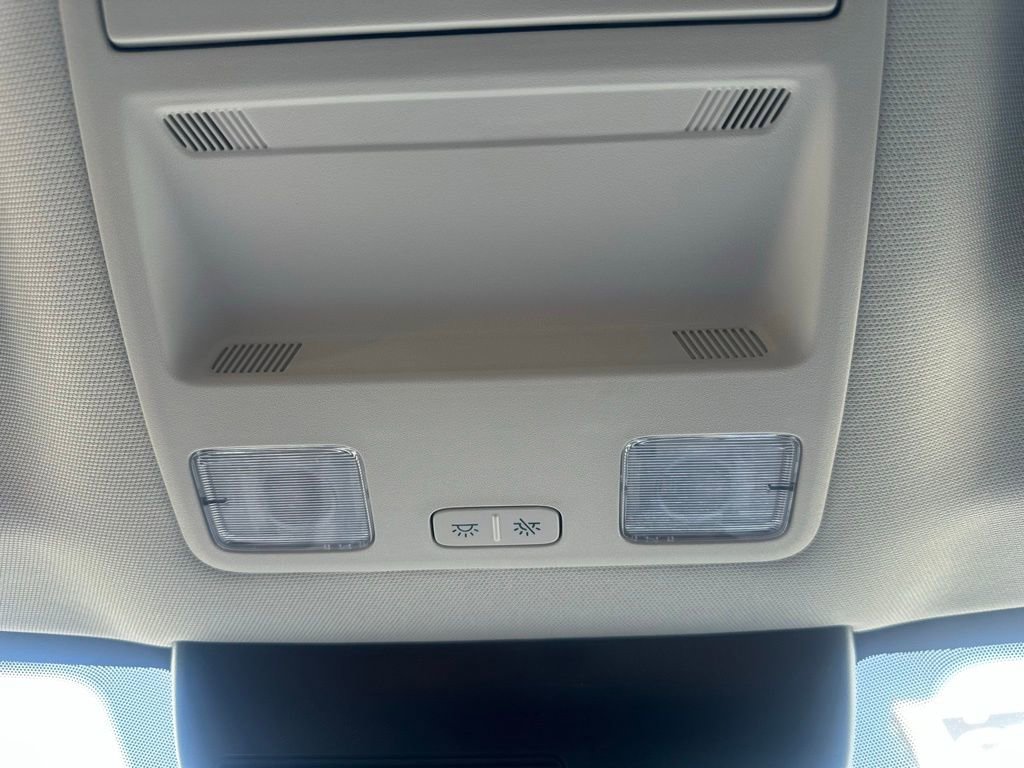 Used 2025 Ford Maverick XLT w/ Equipment Group 302A image 31