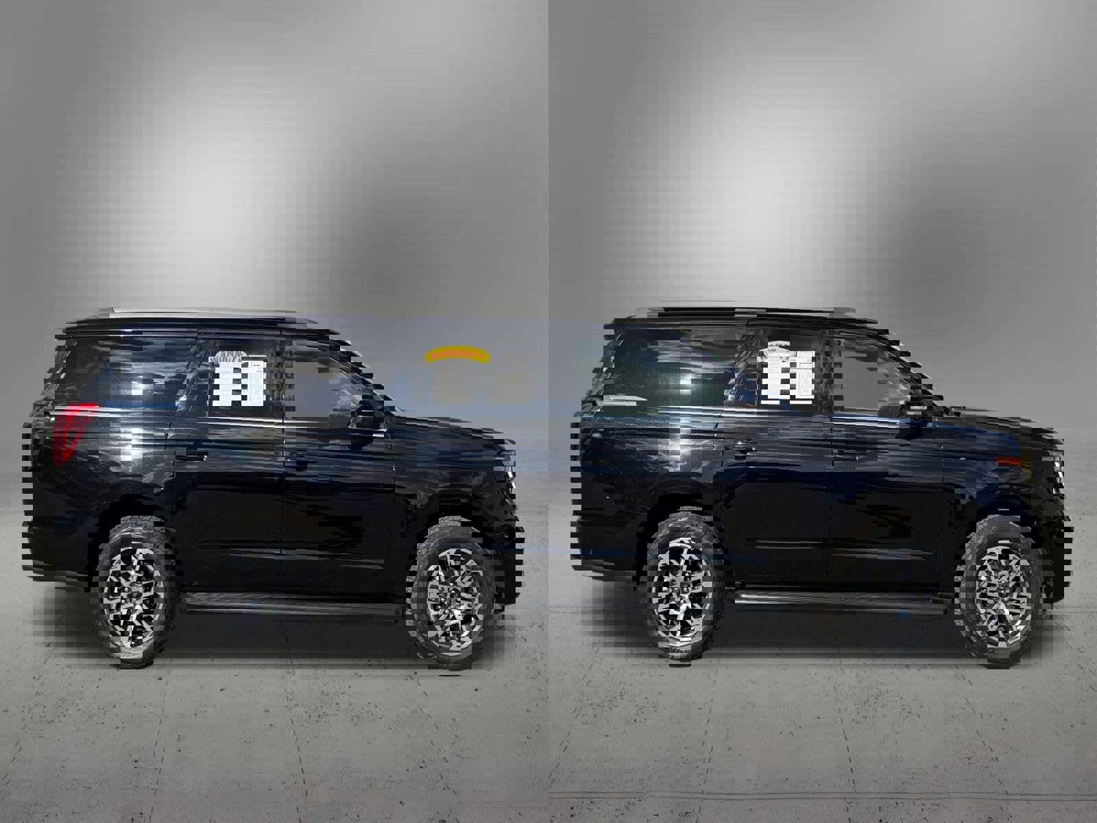 Used 2025 Ford Expedition Max Active image 5