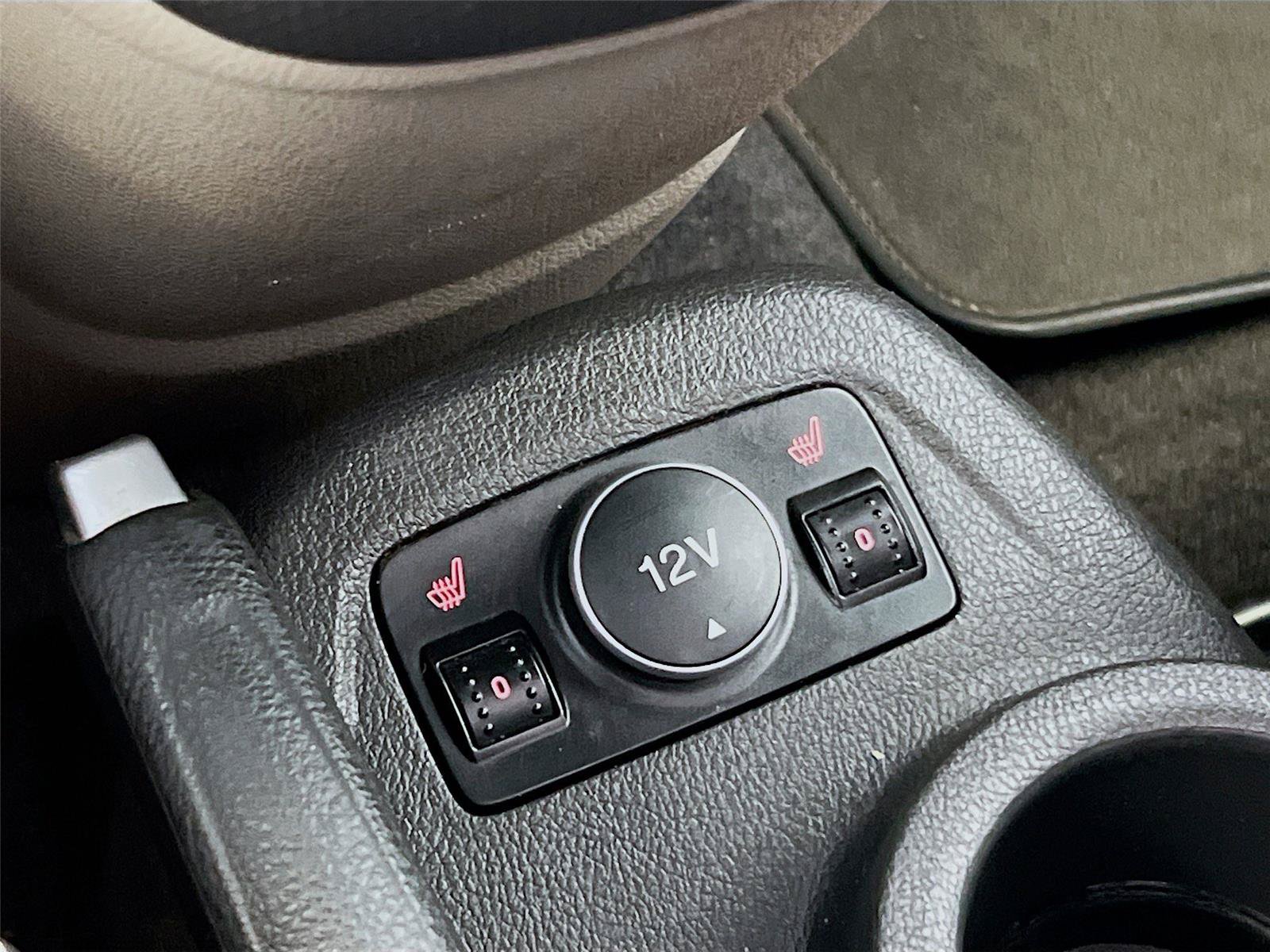 Used 2016 Ford Transit Connect Titanium FWD image 22