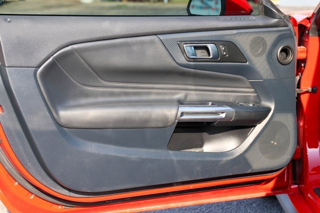 Used 2024 Ford Mustang Premium image 9