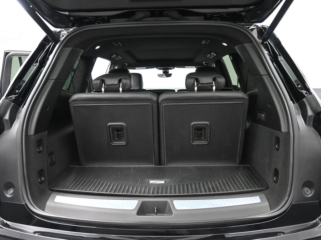 Certified 2025 Cadillac XT6 Sport w/ Platinum Package AWD/4WD image 15