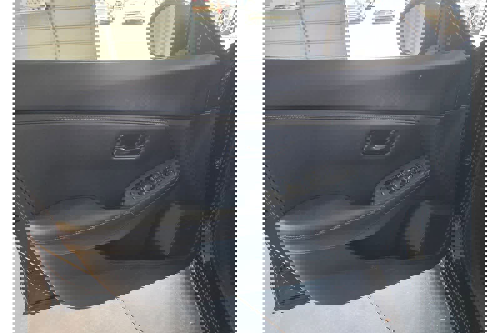 Used 2025 Nissan Sentra S w/ Trunk Package image 19