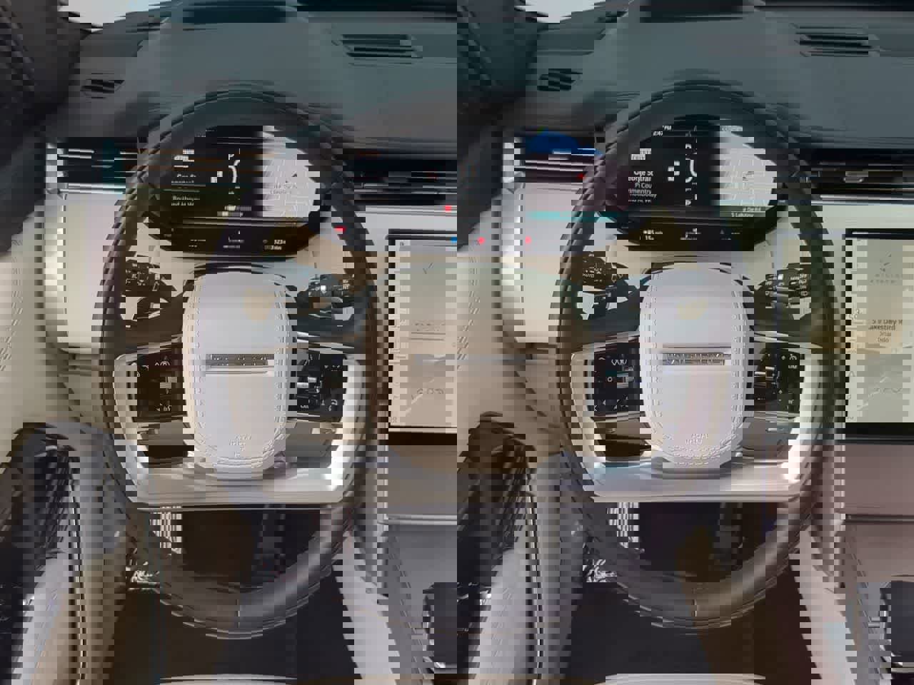 Certified 2025 Land Rover Range Rover Long Wheelbase SE image 25