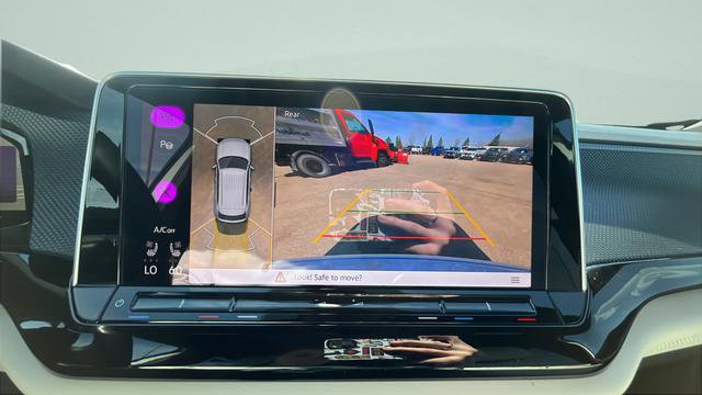 Used 2024 Volkswagen Atlas Cross Sport SEL Premium R-Line image 14