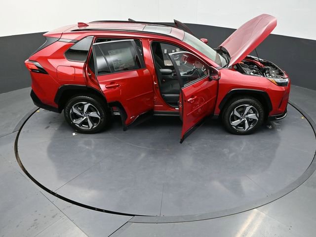 Used 2025 Toyota RAV4 SE w/ Weather & Moonroof Package image 33