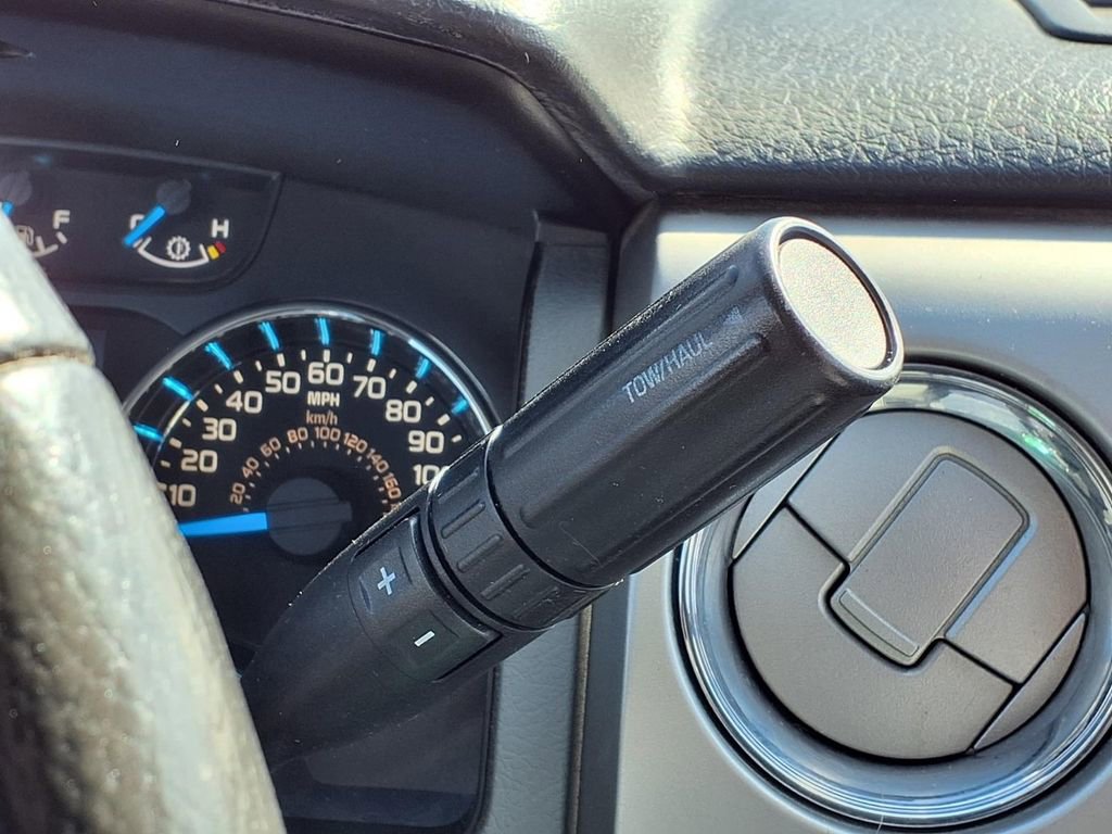 Used 2013 Ford F150 XLT w/ Luxury Equipment Group image 16
