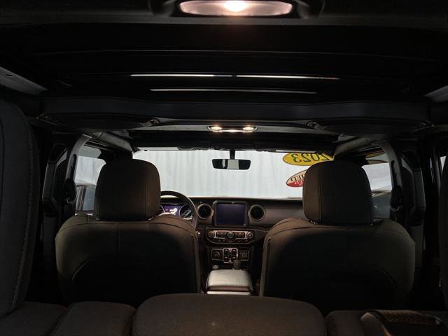 Certified 2023 Jeep Wrangler Willys AWD/4WD image 38