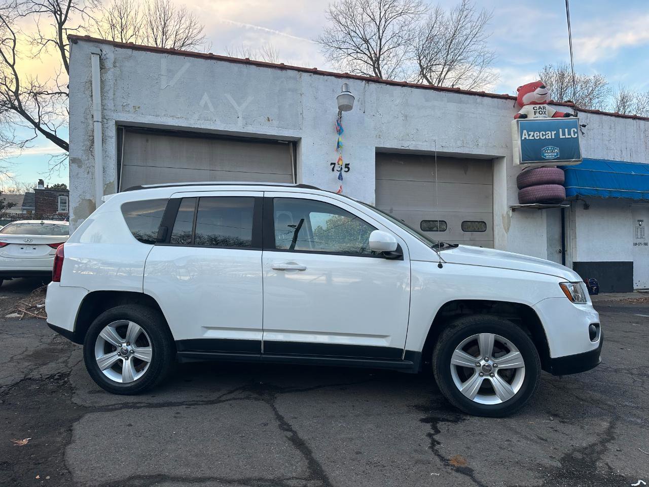 Used 2016 Jeep Compass Latitude image 12