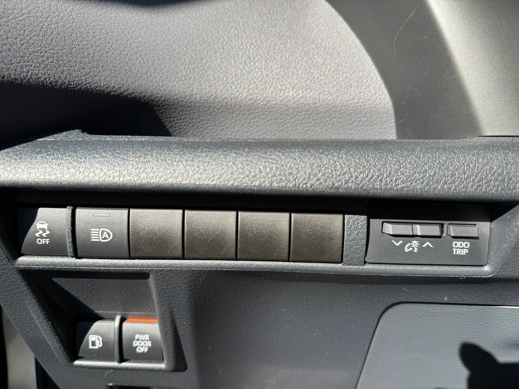 Used 2021 Toyota Sienna XSE AWD/4WD image 37