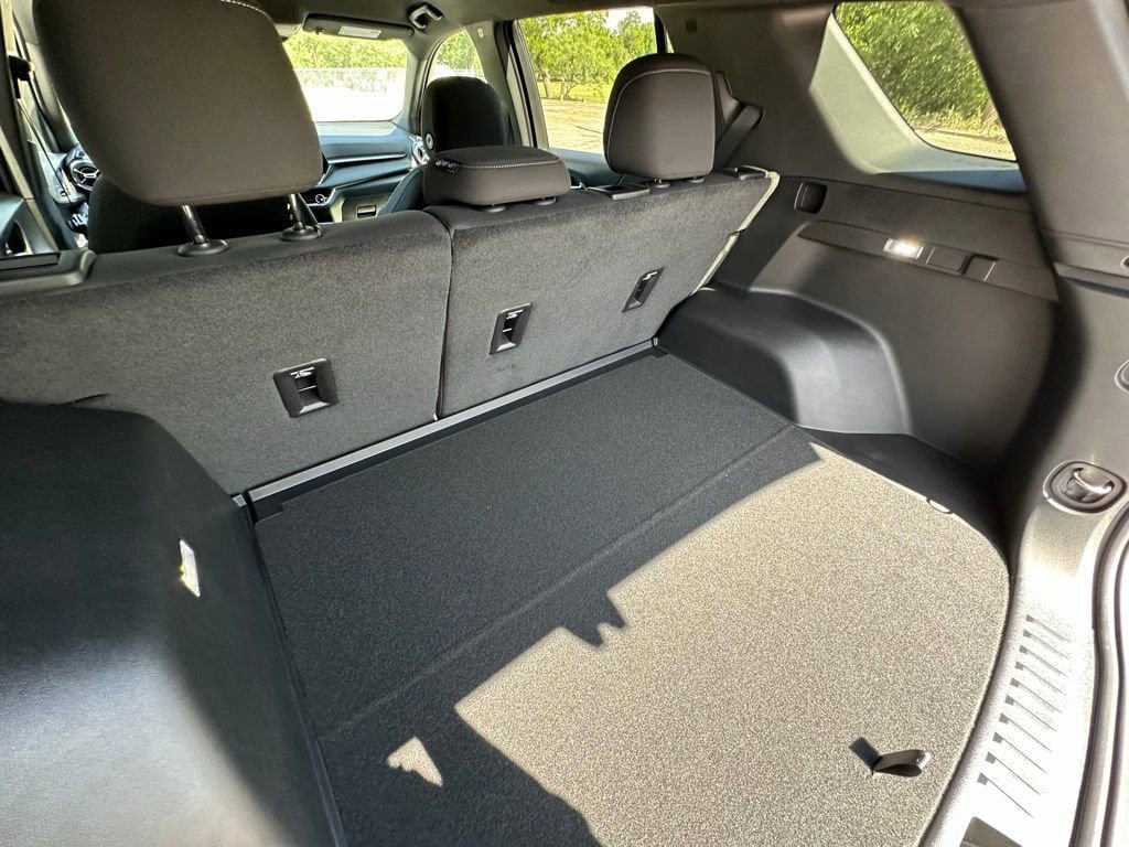 New 2026 Chevrolet Equinox LT AWD/4WD image 34