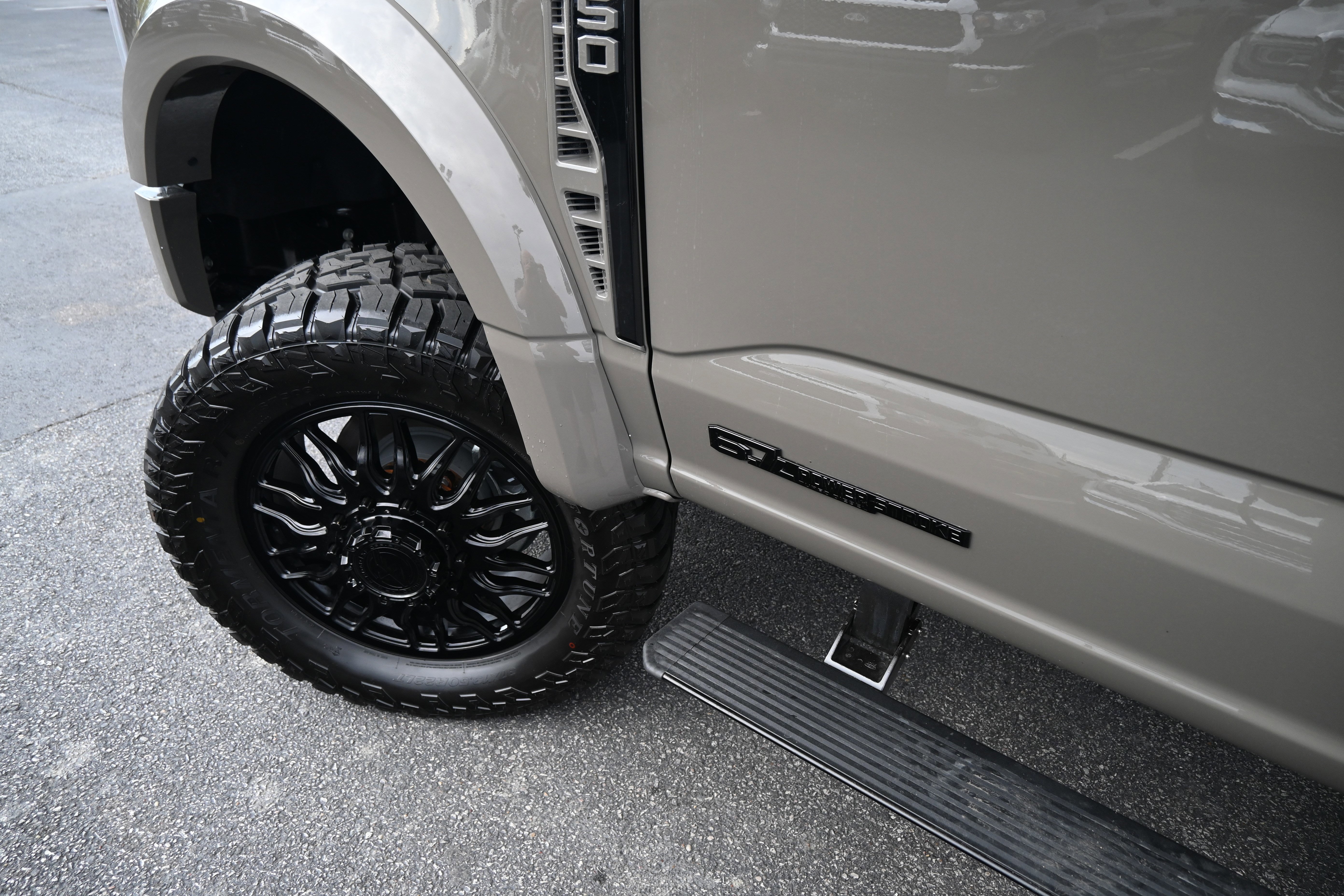 Used 2026 Ford F450 Lariat image 40
