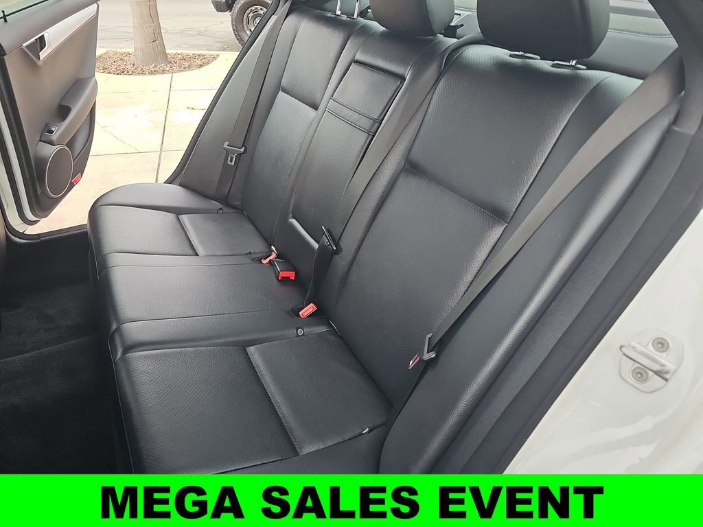 Used 2013 Mercedes-Benz C 250 Sedan image 13