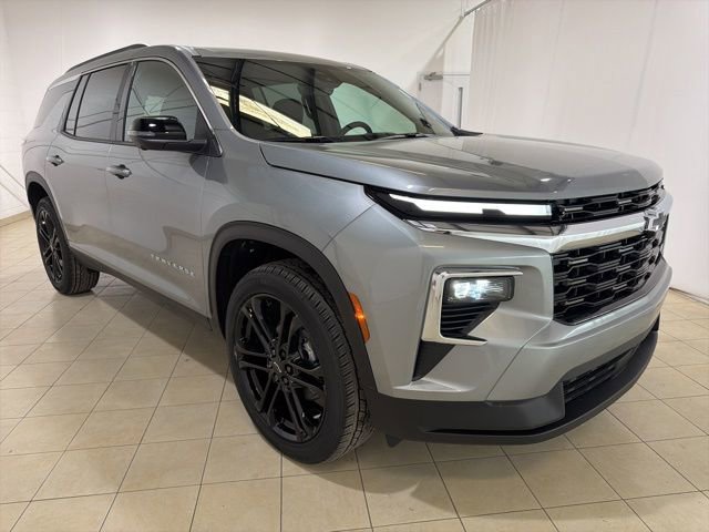New 2026 Chevrolet Traverse LT w/ Driver Confidence Package FWD image 7
