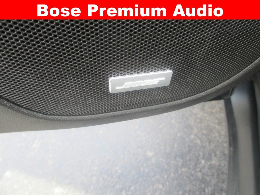 Used 2023 GMC Acadia Denali w/ Black Diamond Edition image 18