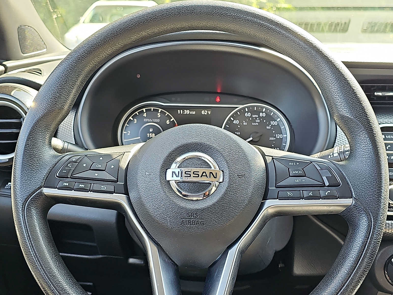 Used 2019 Nissan Kicks SV FWD image 19