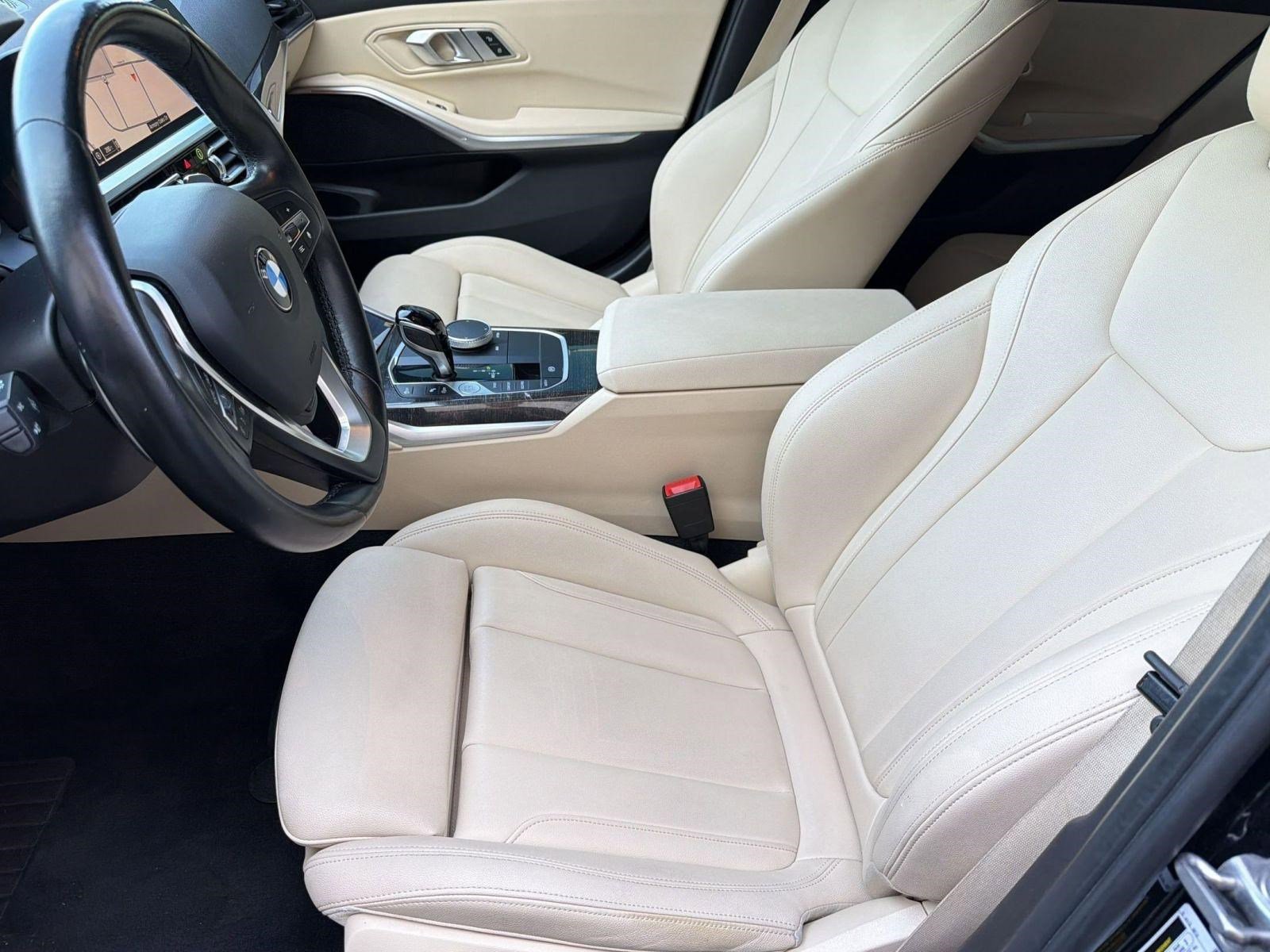 Used 2021 BMW 330i xDrive Sedan w/ Convenience Package image 5