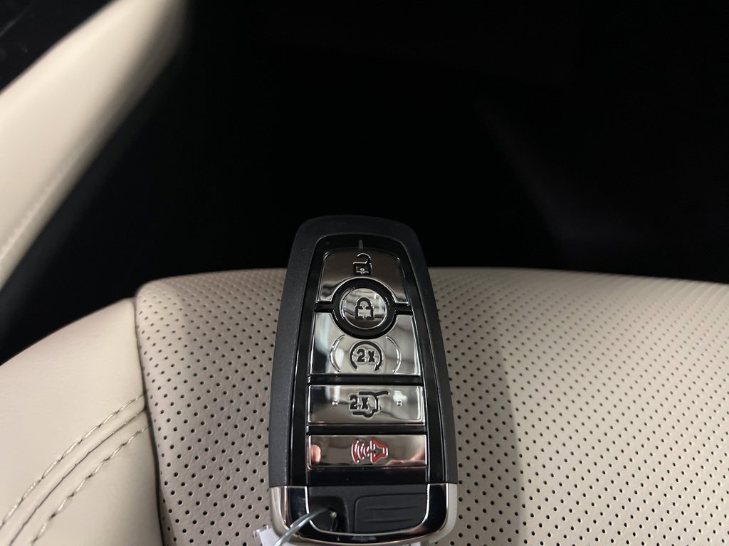 Used 2026 Lincoln Corsair Premiere image 42