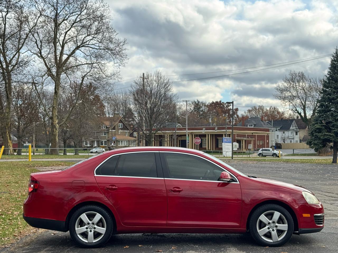 Used 2009 Volkswagen Jetta SE FWD image 9