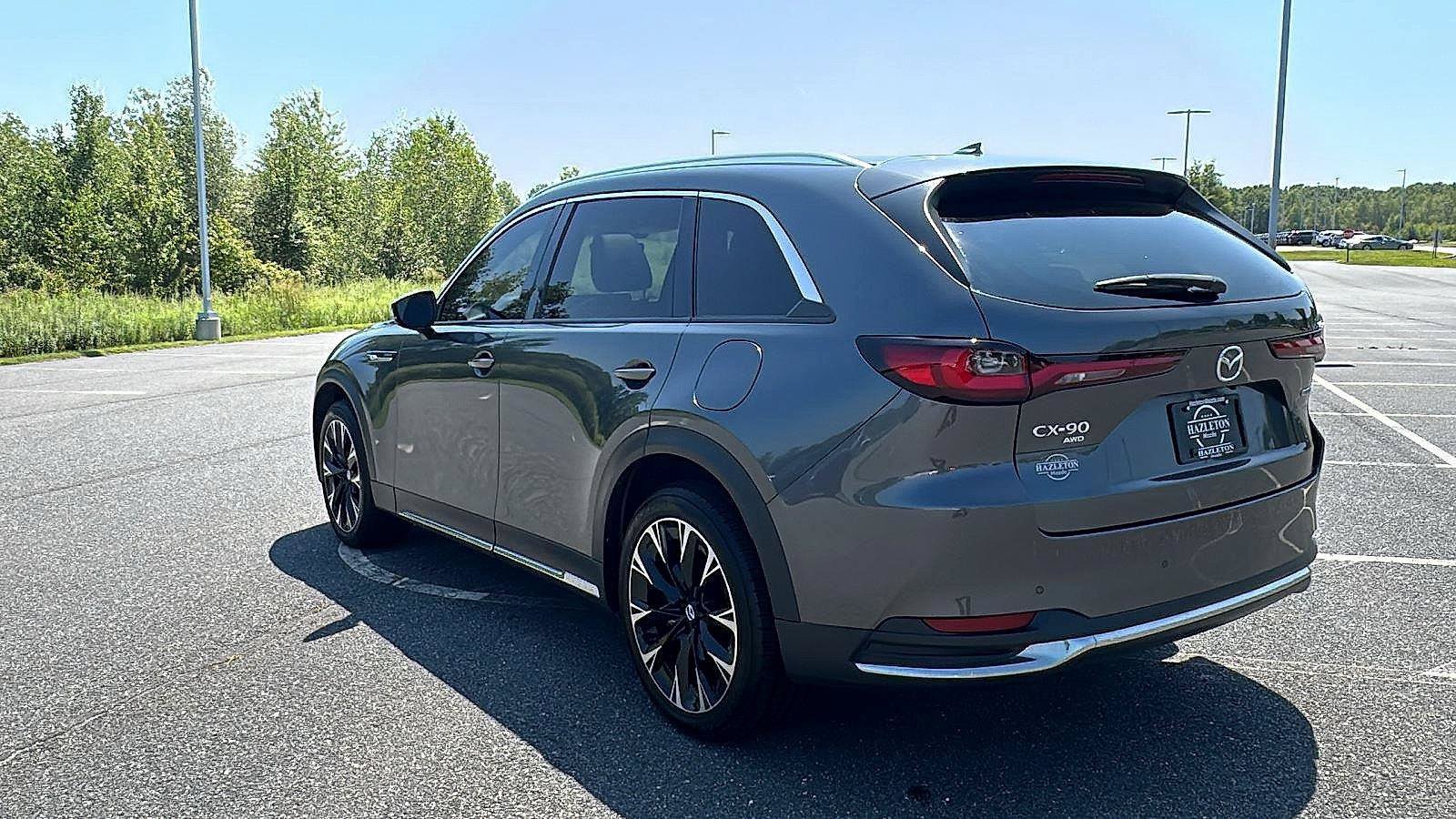 Used 2024 MAZDA CX-90 Plug-In Hybrid w/ Premium Plus AWD/4WD image 11