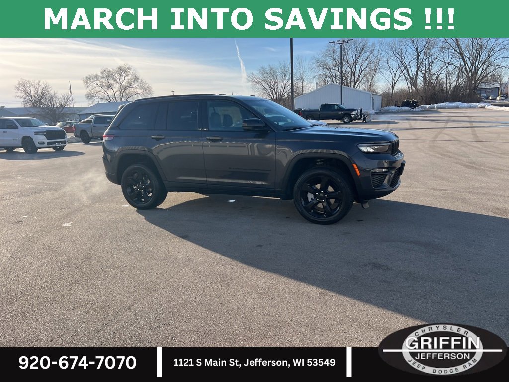 New 2025 Jeep Grand Cherokee Limited w/ Black Appearance Package image 5