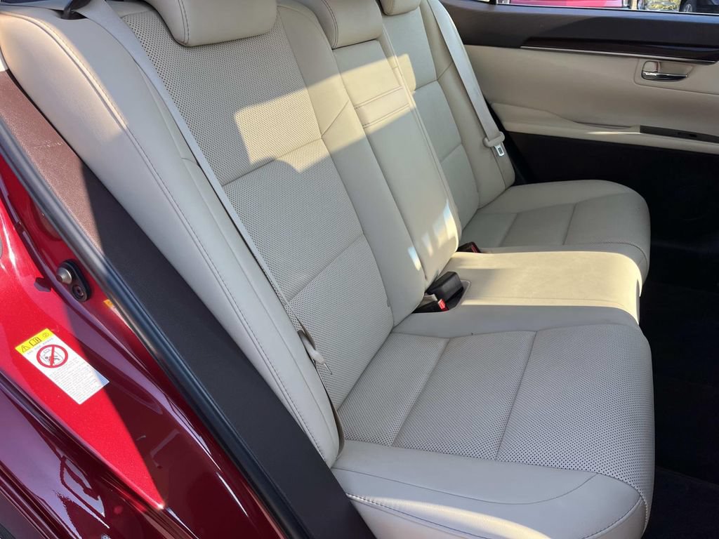 Used 2016 Lexus ES 350 w/ Navigation System Package FWD image 24