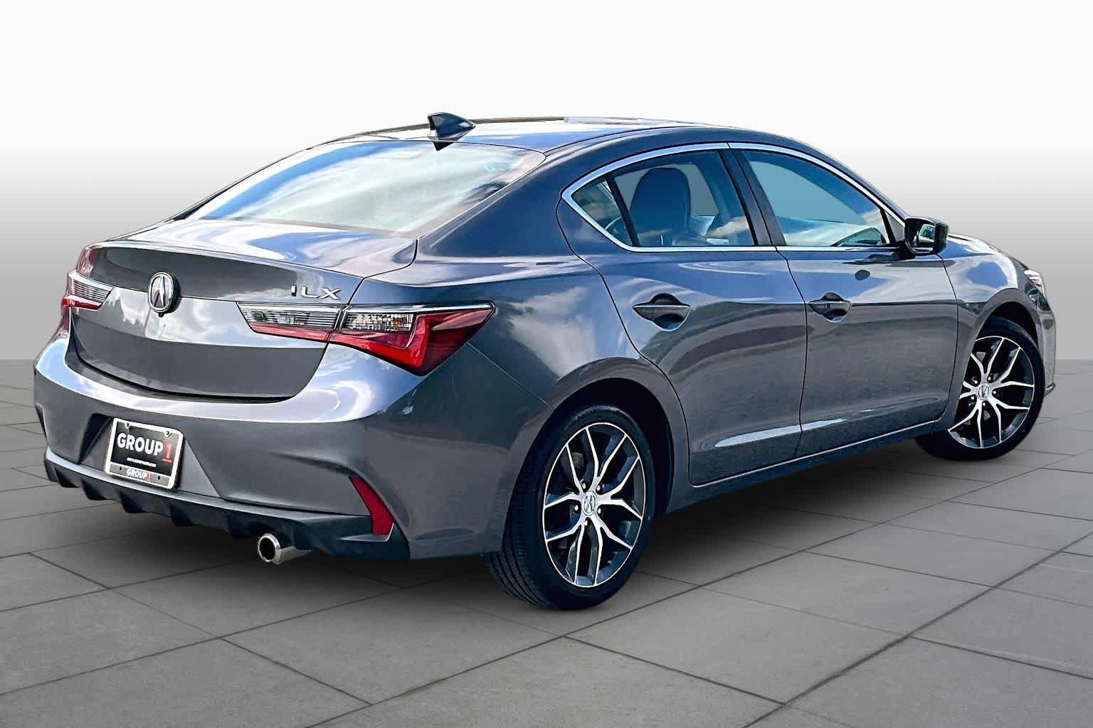 Used 2019 Acura ILX FWD image 13
