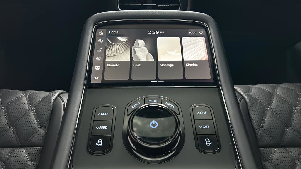 New 2026 Genesis G90 3.5T Prestige image 31