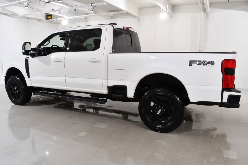 New 2026 Ford F350 Lariat w/ Black Appearance Package image 15
