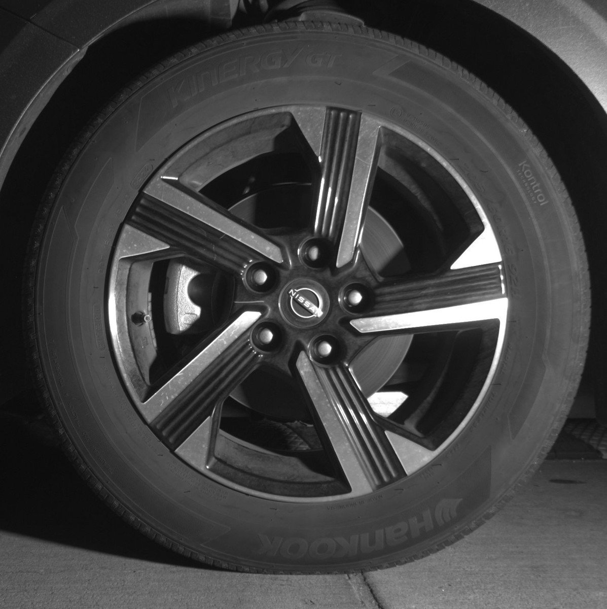 Used 2025 Nissan Sentra SV image 12