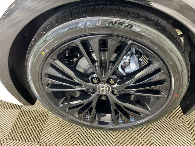 New 2026 Toyota Prius AWD image 5