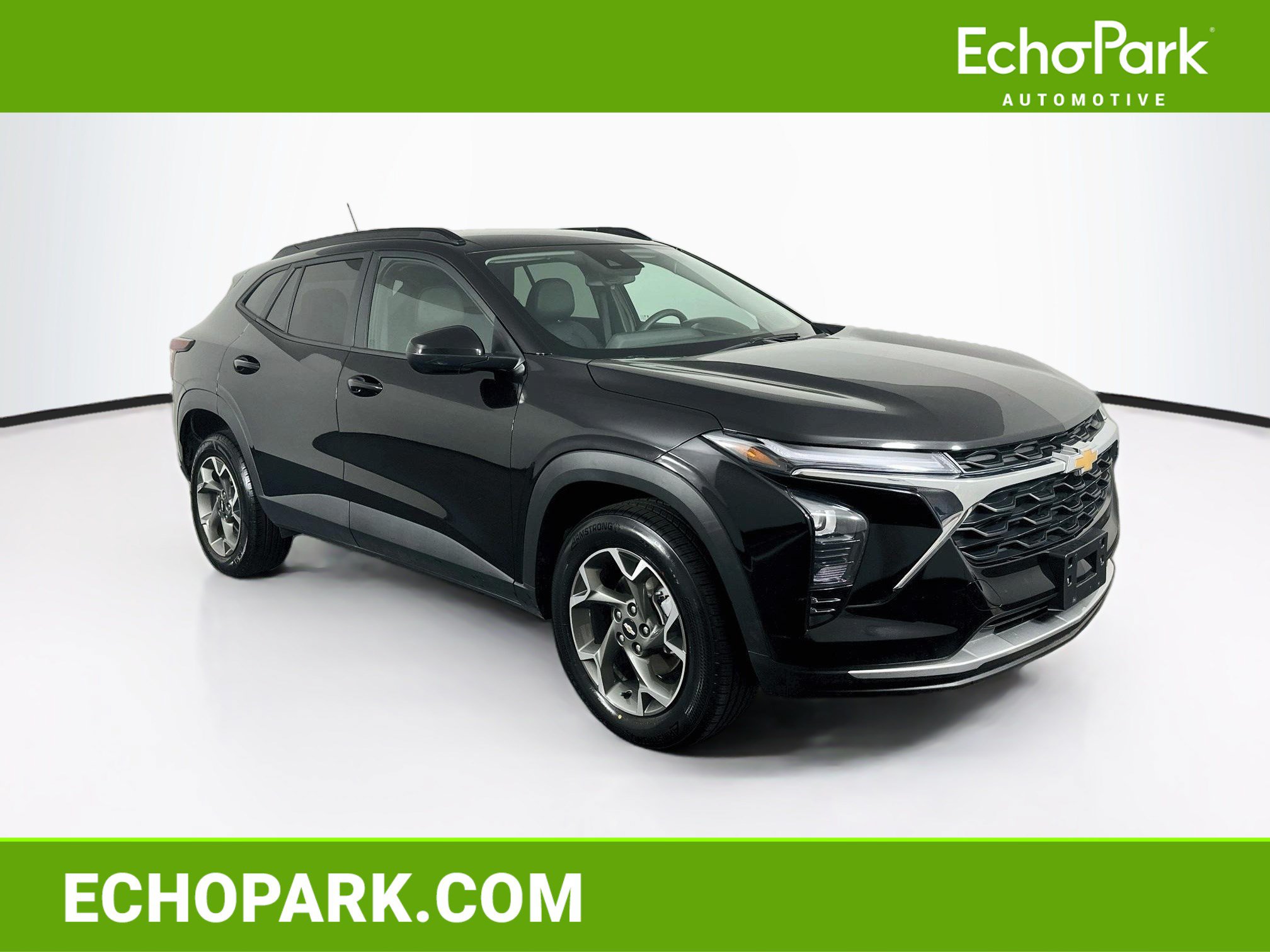 Used 2025 Chevrolet Trax LT