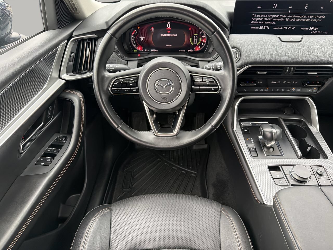 Used 2025 MAZDA CX-90 Plug-In Hybrid w/ Preferred AWD/4WD image 14