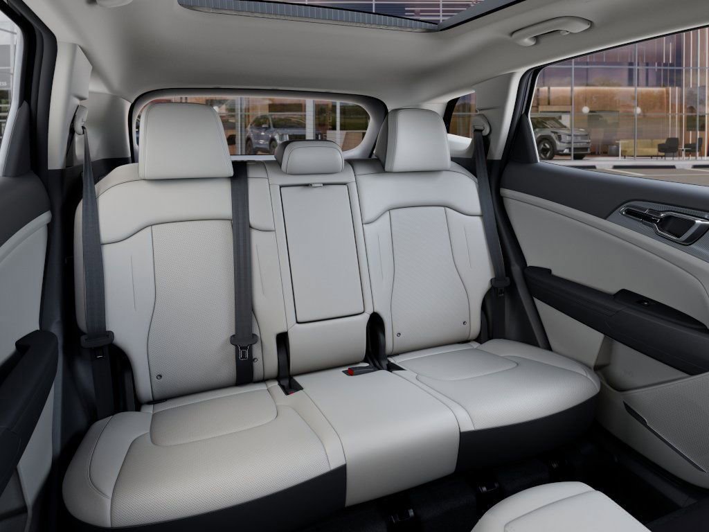 New 2026 Kia Sportage EX image 16
