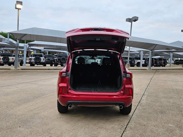 Used 2023 Ford Escape ST-Line w/ Tech Pack #1 image 6