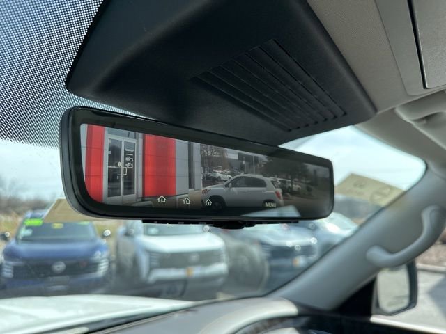 Certified 2024 Nissan Armada Platinum w/ Captain's Chairs Package AWD/4WD image 37