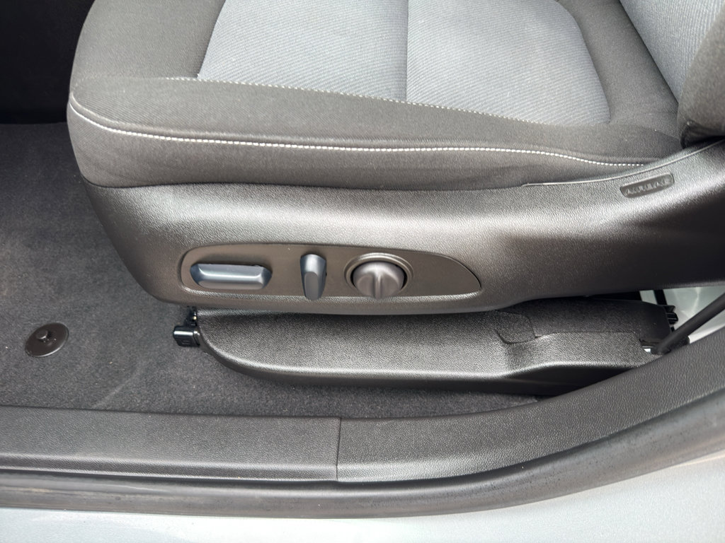 Used 2023 Chevrolet Blazer LT w/ Convenience Package image 15