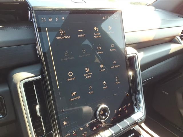 New 2026 GMC Yukon XL Denali w/ Denali Reserve Package image 33