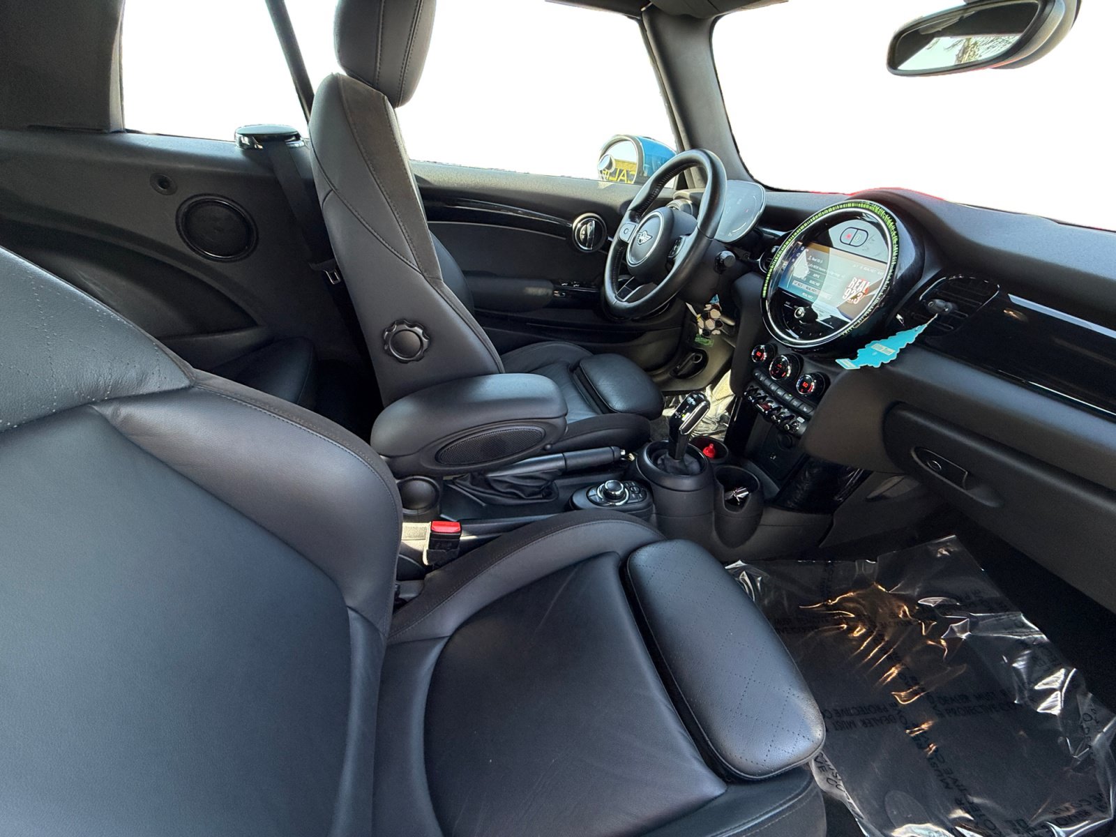 Used 2023 MINI Cooper S w/ Signature Upholstery Package FWD image 15