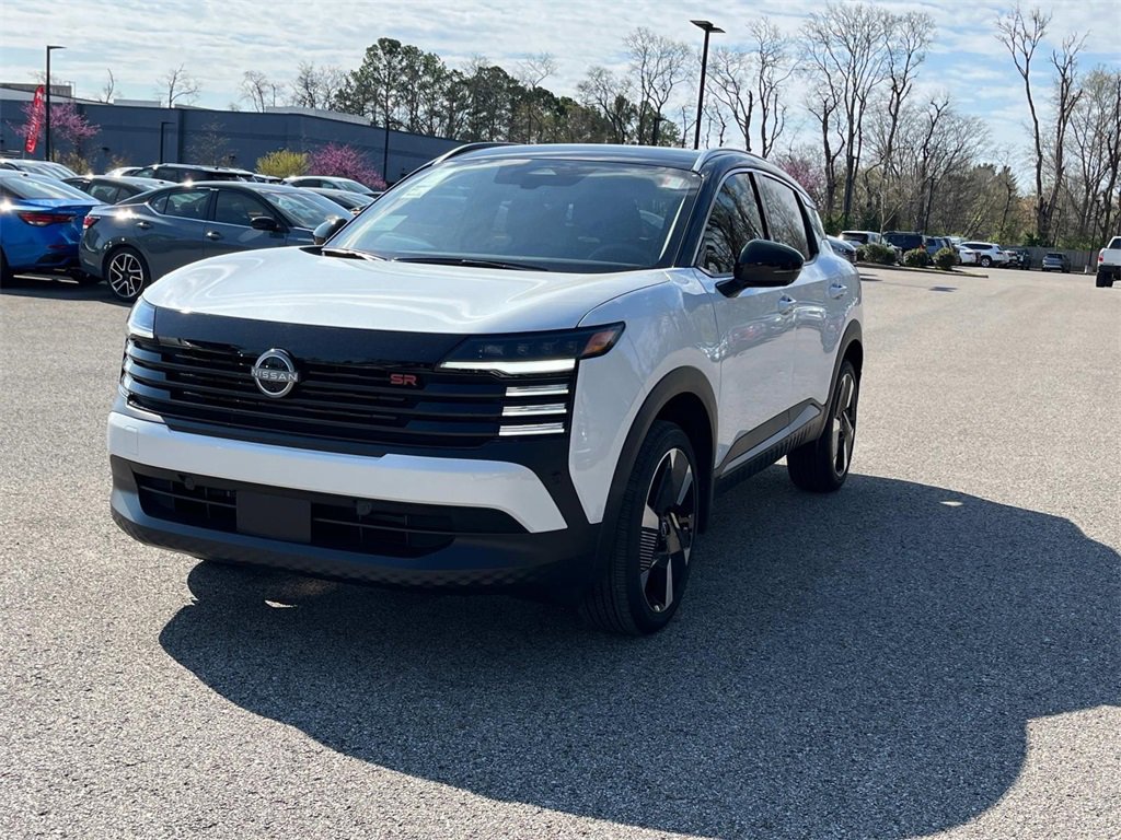 New 2025 Nissan Kicks SR image 9