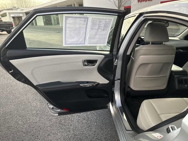 Used 2018 Toyota Avalon Limited w/ Protection Package image 12