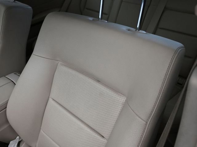 Used 2016 Mercedes-Benz E 350 4MATIC Sedan image 16