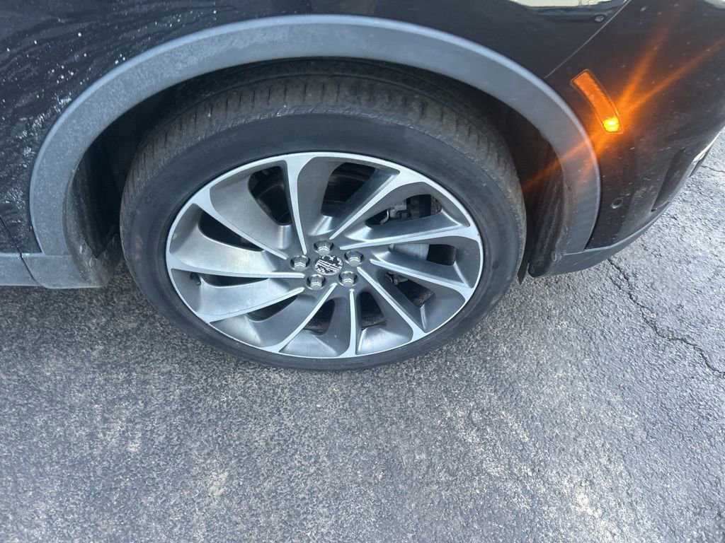 Used 2019 Lincoln Nautilus Reserve w/ Ultimate Package image 30