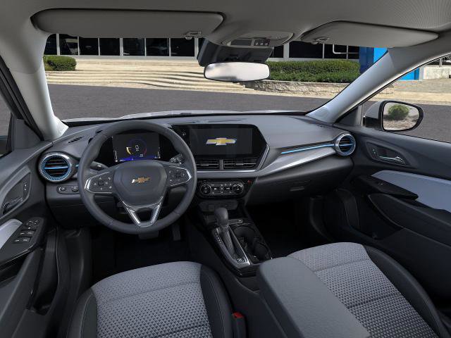 New 2025 Chevrolet Trax LT w/ Driver Confidence Package image 15